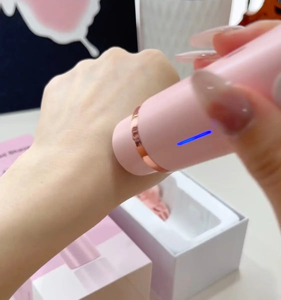 Épilateur Électrique Femme 2-en-1 – Bikini et Zones Intimes GLLOW